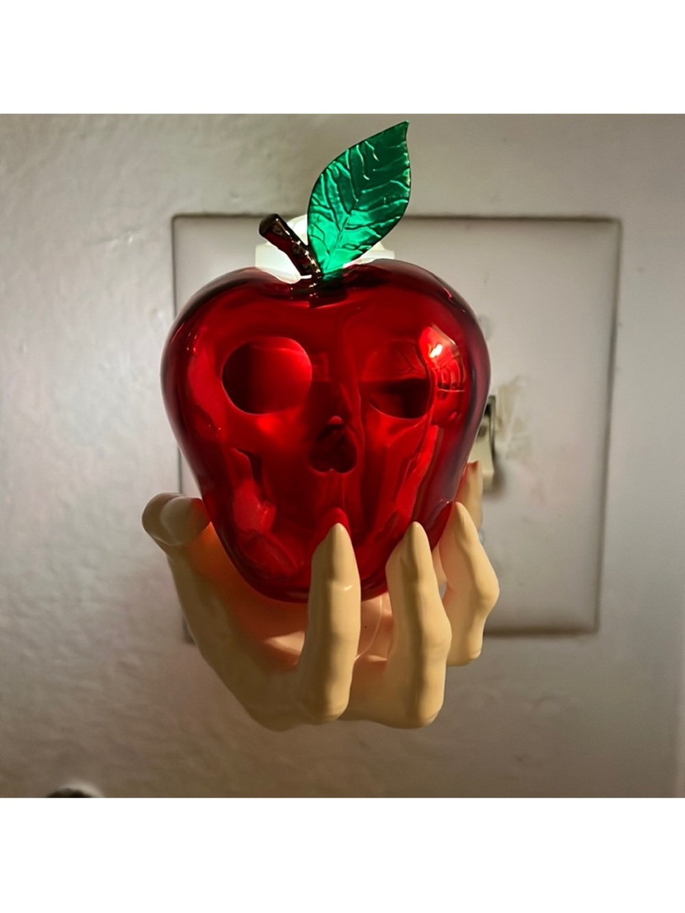 (Bundle) Evil Apple and Crow on the pumpkin Nightlight Light up 2 Wallflowers